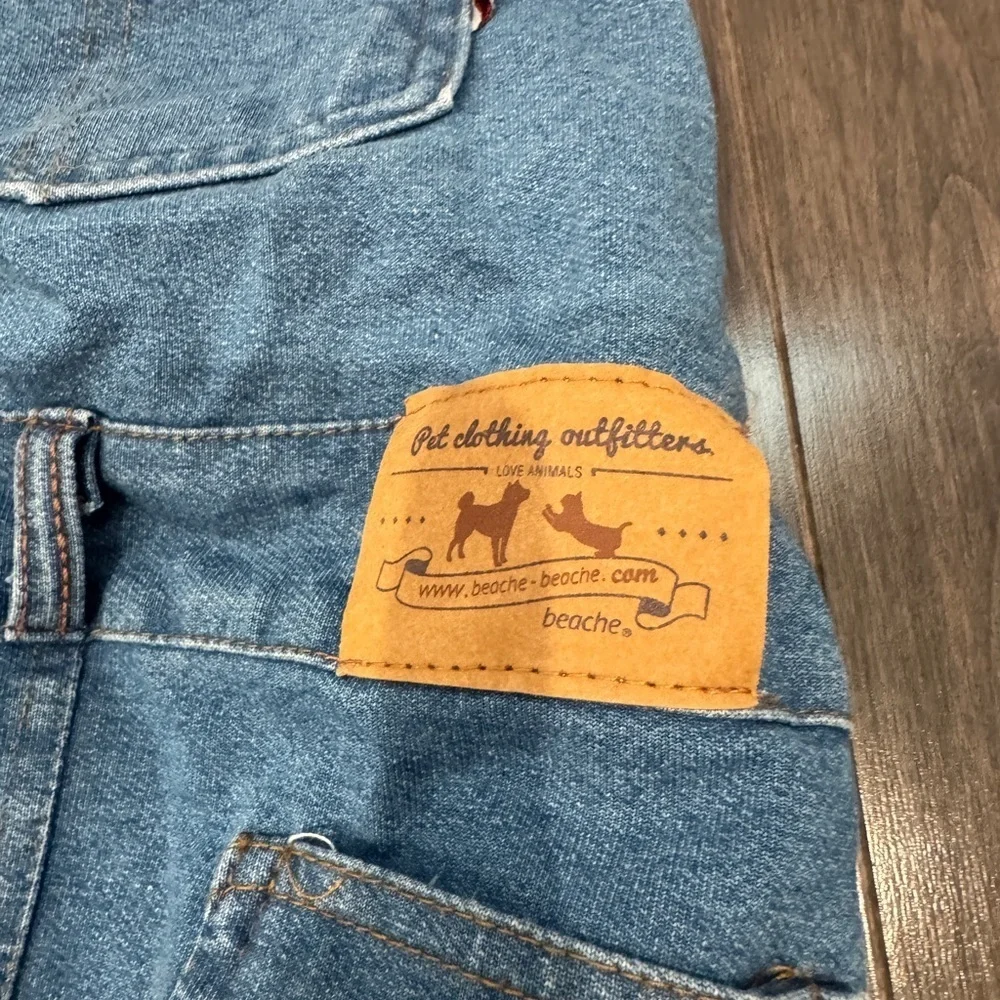 Pet Clothing Outfitters new without